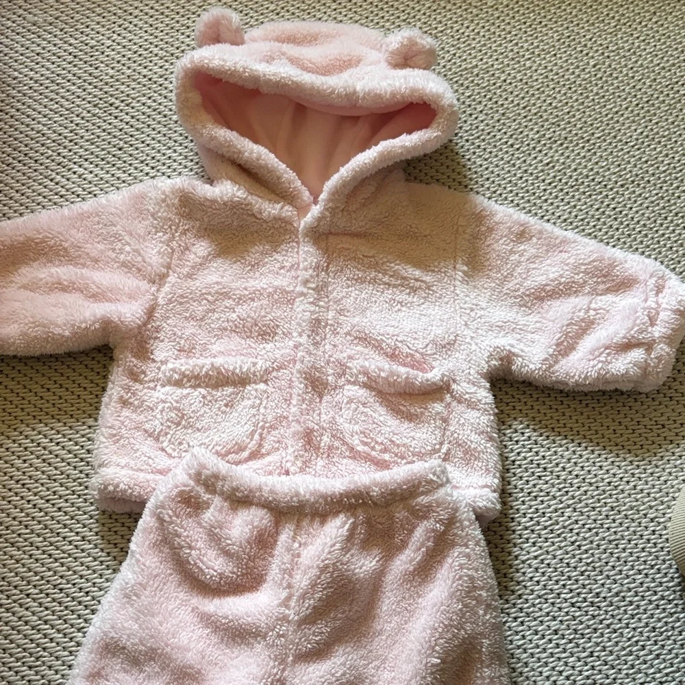 Jacket & bottom newborn up to 3 months up to 23” baby Gap polyester
